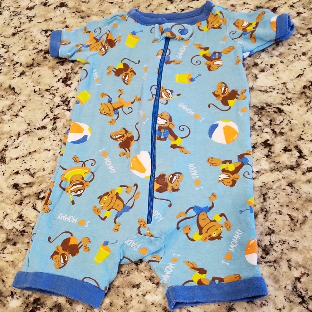 The Children's Place romper / sleeper /onesie